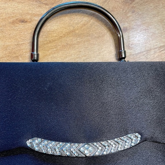 Small Satin Purse - Picture 4 of 7